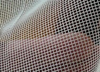 Πλέγμα οθόνης 18×16 εντόμων πλέγματος φίμπεργκλας αντιδιαβρωτικού για τις πόρτες παραθύρων